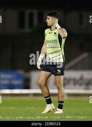 Der Sportplatz, Galway, Connacht, Irland. Dezember 2020. European Champions Cup Rugby, Connacht gegen Bristol Bears; Gesamtansicht von Tiernan O'Halloran (Connacht) Credit: Action Plus Sports/Alamy Live News Stockfoto