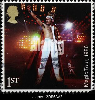 Freddie Mercury im Konzert mit der Queen auf Briefmarke Stockfoto