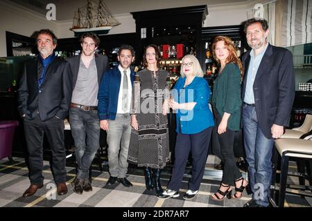 Die Jurymitglieder Gilles Sacuto, Julie Piaton, Manu Payet, Josiane Balasko, Claude Perron, Olivier Marchal und Alexis rault nahmen an der Eröffnungsfeier des 2. Internationalen Filmfestivals Saint-Jean-De-Luz im Cinema Le Select. In Saint-Jean-De-Luz, Frankreich am 6. Oktober 2015 Teil. Foto von Maxime-Reynaud/APS Medias/ABACAPRESS.COM Stockfoto