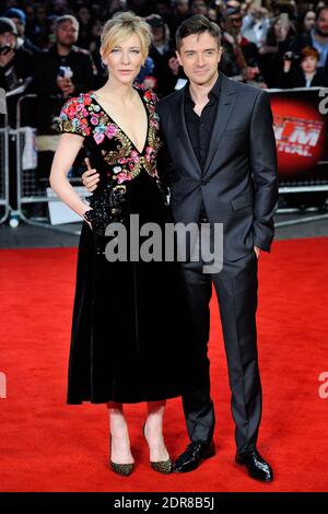 Cate Blanchett und Topher Grace nehmen am 17. Oktober 2015 an der Premiere von "Truth" im Rahmen des 59. BFI London Film Festival am Odeon Leicester Square in London, England, Teil. Foto von Aurore Marechal/ABACAPRESS.COM Stockfoto