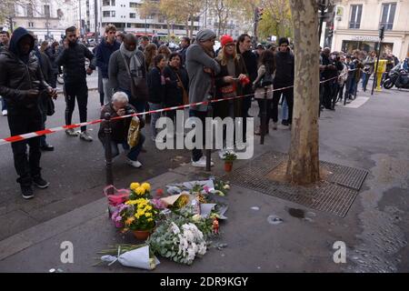 Am Tag danach: Orte der Terroranschläge in den Restaurants der Rue de la Fontaine au ROI in Paris, Frankreich am 14. November 2015. Foto von Henri Szwarc/ABACAPRESS.COM Stockfoto