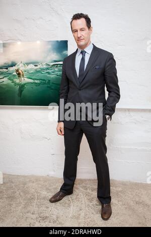 Sebastian Copeland besucht seine Fotoausstellung von Napapiri «Arctica, The Vanishing North», die am 03. Dezember 2015 in der Galerie Yann Arthus-Bertrand in Paris, Frankreich, gezeigt wird. Foto von Audrey Poree/ ABACAPRESS.COM Stockfoto