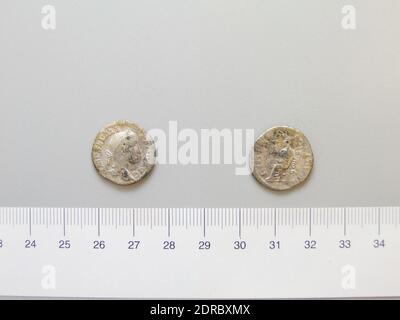 Herrscher: Severus Alexander, Kaiser von Rom, 208–235 n. Chr., regiert 222–35 n. Chr., Münzstätte: Rom, Denar von Severus Alexander, Kaiser von Rom, 228–31, Silber, 2.82 g, 12:00, 19 mm, Made in Rome, Roman Empire, Roman, 3. Jahrhundert n. Chr., Numismatik Stockfoto