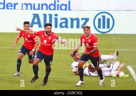 Während des Spiels zwischen Independiente und Boca JRS für de Liga Profesional de Fútbol auf Libertadores de América Stadion (Foto: Néstor J. Beremblum) Stockfoto