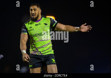 Galway, Irland. Dezember 2020. Bundee Aki von Connacht während der Heineken Champions Cup Runde 2, Pool B Spiel zwischen Connacht Rugby und Bristol Bears auf dem Sportplatz in Galway, Irland am 20. Dezember 2020 (Foto von Andrew SURMA/ Credit: SIPA USA/Alamy Live News Stockfoto