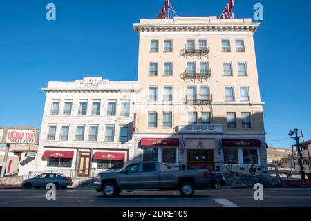 Tonopah ist eine alte Bergbaustadt in Nye County, NV, USA. Es liegt in der Wüste und ist bekannt, dass es heimgesucht wird. Stockfoto