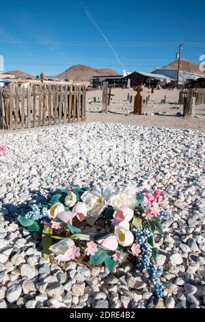 Tonopah ist eine alte Bergbaustadt in Nye County, NV, USA. Es liegt in der Wüste und ist bekannt, dass es heimgesucht wird. Stockfoto