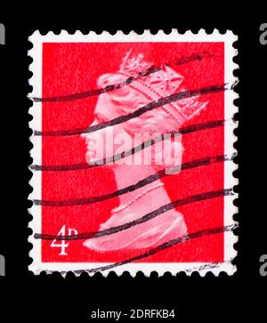 MOSKAU, RUSSLAND - 9. FEBRUAR 2019: Eine in Großbritannien gedruckte Briefmarke zeigt Queen Elizabeth II - 4d Predecimal Machin, Serie, um 1969 Stockfoto