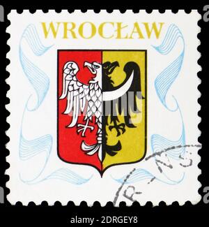 MOSKAU, RUSSLAND - 10. FEBRUAR 2019: Eine in Polen gedruckte Briefmarke zeigt Townhall, Wroclaw, Tourist Publicity Serie, um 1970 Stockfoto