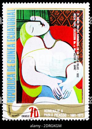 MOSKAU, RUSSLAND - 10. FEBRUAR 2019: Eine in Äquatorialguinea gedruckte Briefmarke zeigt den Traum, PICASSO: Serie abstrakter Gemälde, um 1975 Stockfoto