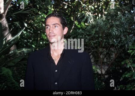 Star of 'The Thin Red Line', Jim Caviezel um 1998 / Aktenzeichen # 34000-1592PLTHA Stockfoto