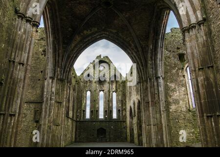 Der Rock Of Cashel, auch als Cashel der Könige und St. Patrick's Rock bekannt, ist ein historischer Ort in Cashel, County Tipperary, Irland Stockfoto