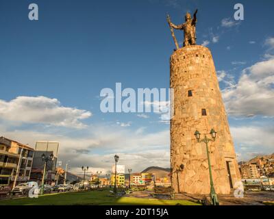 Cusco, Peru - 23. Mai 2016: Inka-Pachacutec-Denkmal. Es wurde 500 Jahre nach der Invasion für Peru Land eingeweiht, ist ein Symbol des neuen Peru, Stockfoto