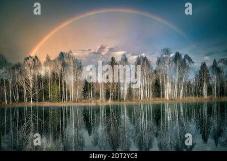 FOTOKUNST: Regenbogen über Loisach Moorlandschaft, Oberbayern, Deutschland Stockfoto