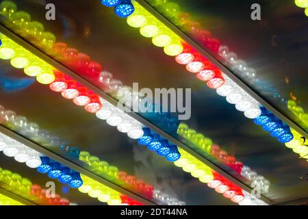 Nahaufnahme von bunt beleuchtetem Licht Stockfoto