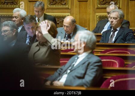 Der UMP-Abgeordnete Serge Dassault, abgebildet während der Fragestunde am 6. Februar 2014 im Senat in Paris, Frankreich. Foto von Romain Boe/ABACAPRESS.COM Stockfoto