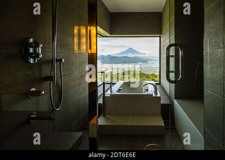 Nippondaira Hotel, Shizuoka, Japan mit Blick auf Mount Fuji Stockfoto