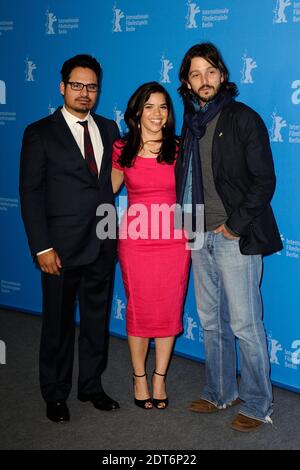 Michael Pena, America Ferrera und Diego Luna beim 'Cesar Chavez' Photocall während der 64. Berlinale, Internationale Filmfestspiele Berlin, Deutschland, am 12. Februar 2014. Foto von Aurore Marechal/ABACAPRESS.COM Stockfoto