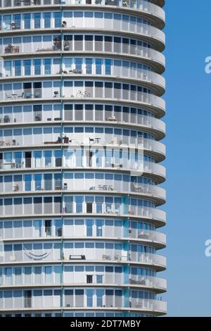 Wohnturm Jabee Tower, Schweiz, Dübendorf Stockfoto