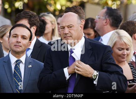 Gary D. Cohn, Präsident Trumps Top-Wirtschaftsberater, nimmt am 11. September 2017 im Weißen Haus in Washington, DC an einem Schweigeminute zum 16. Jahrestag der Terroranschläge auf die Vereinigten Staaten vom 11. September Teil. Foto von Olivier Douliery/ Abaca Stockfoto