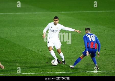 Eibar, Spanien. Dezember 2020. Casemiro (Real) Fußball: Spanisches 'La Liga Santander' Spiel zwischen SD Eibar 1-3 Real Madrid CF im Estadio Municipal de Ipurua in Eibar, Spanien. Quelle: Mutsu Kawamori/AFLO/Alamy Live News Stockfoto