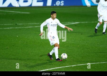 Eibar, Spanien. Dezember 2020. Casemiro (Real) Fußball: Spanisches 'La Liga Santander' Spiel zwischen SD Eibar 1-3 Real Madrid CF im Estadio Municipal de Ipurua in Eibar, Spanien. Quelle: Mutsu Kawamori/AFLO/Alamy Live News Stockfoto