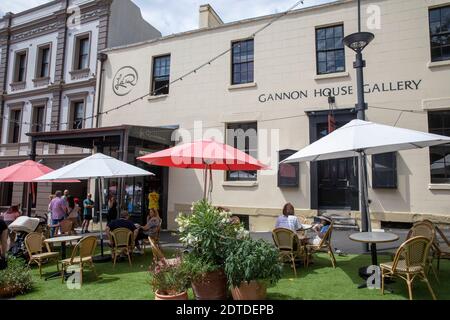 Gannon House Kunstgalerie und Café im Freien in der Argyle Street, dem historischen Rocks-Viertel im Stadtzentrum von Sydney, NSW, Australien Stockfoto