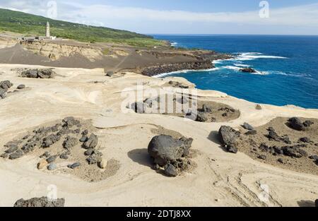 Naturschutzgebiet Vulcao dos Capelinhos. Faial Island, eine Insel auf den Azoren (Ilhas dos Acores) im Atlantischen Ozean. Die Azoren sind eine autonome reg Stockfoto