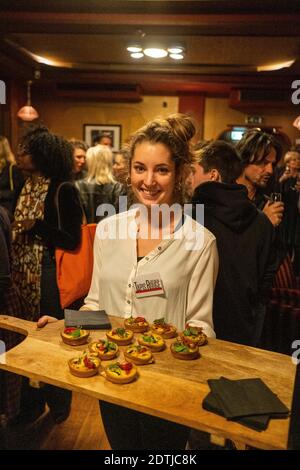 PAYS-BAS - TAPIS ROUGE Soirée d'ouverture de Tapis Rouge, Festival du Film français à Amsterdam. NIEDERLANDE - ROTER TEPPICH Eröffnungsabend von Tapis Roug Stockfoto