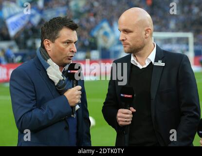 Schalke, Deutschland. 23. Okt, 2016. firo: 23.10.2016 Fußball, Saison 2016/2017 Bundesliga 1: FC Schalke 04 - FSV Mainz 3.0 Manager Christian Heidel und Rouven Schroder Quelle: dpa/Alamy Live News Stockfoto