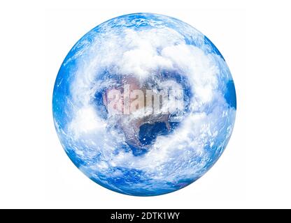 Planet Erde mit einem herzförmigen Wolkenbildung Konzept auf Weißer Hintergrund Stockfoto