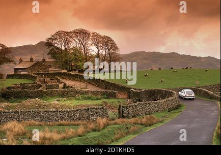 1986 Vauxhall astra Sri Fahren im Seengebiet von England. Stockfoto