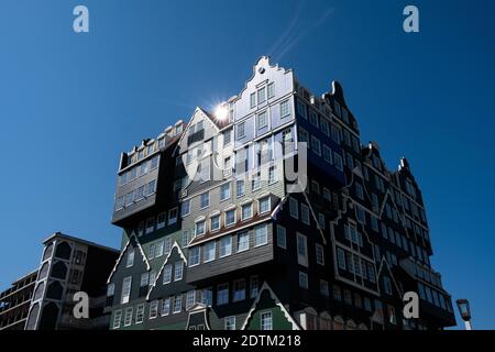 Vie quotidienne à Amsterdam. Tägliches Leben in Amsterdam. Stockfoto