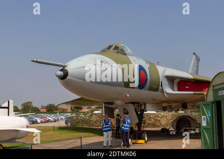 AVRO Vulcan B.2 (XM594) Bomber, Newark Air Museum, in der Nähe von Newark-on-Trent, Nottinghamshire, Großbritannien. Stockfoto