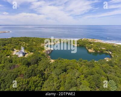 Heilbutt Point State Park und körnige Steinbruch Luftaufnahme und die Küste Luftaufnahme in der Stadt Rockport, Massachusetts MA, USA. Stockfoto