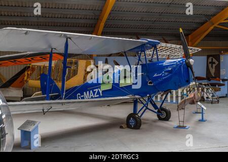 De Havilland DH.82A Tiger Moth, G-MAZY, Newark Air Museum, in der Nähe von Newark-on-Trent, Nottinghamshire, Großbritannien. Stockfoto