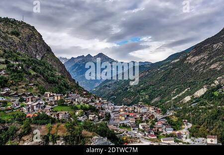 Blick Richtung Stalden im Kanton Wallis in der Schweiz Stockfoto