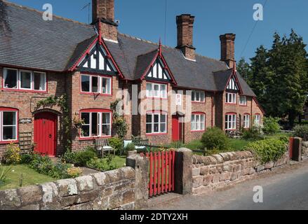 Church Cottages, Bunbury, Cheshire, England, Großbritannien Stockfoto