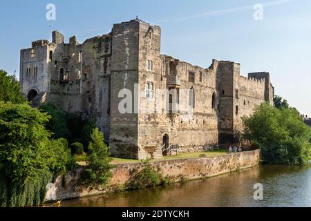 River Trent Blick auf Newark Castle, Newark-on-Trent, Nottinghamshire, Großbritannien. Stockfoto