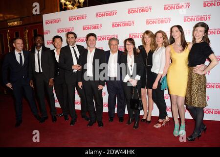 Medi Sadoun, Noom Diawara, Frederic Chau, Ary Abittan, Philippe de Chauveron, Christian Clavier, Chantal Lauby, Elodie Fontan, Julia Piaton, Frederique Bel und Emilie Caen bei der Premiere von 'Qu'est-ce qu'on a fait au Bon Dieu', die am 10. April 2014 im Le Grand Rex in Paris Frankreich stattfand. Foto von Nicolas Briquet/ABACAPRESS.COM Stockfoto