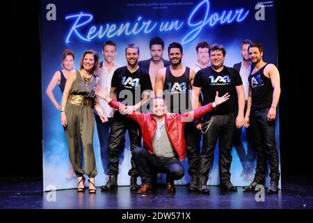 Christine Lemler, Franck Le Hen, Edouard Collin, Rodolphe Sand, David Tournay und Olivier Mace posieren während der 'Revenir UN Jour' Comedy Show rehersal im Palais des Glaces in Paris, Frankreich, am 06. Mai 2014. Foto von Aurore Marechal/ABACAPRESS.COM Stockfoto