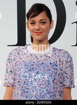 Marion Cotillard besucht die Christian Dior Cruise 2015 Show am 7. Mai 2014 in Brooklyn, New York City. Foto von Charles Guerin/Morgan dessalle/ABACAPRESS.COM Stockfoto