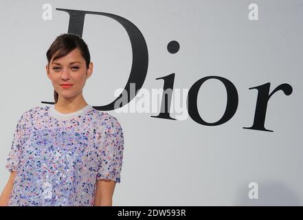 Marion Cotillard besucht die Christian Dior Cruise 2015 Show am 7. Mai 2014 in Brooklyn, New York City. Foto von Charles Guerin/Morgan dessalle/ABACAPRESS.COM Stockfoto