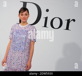 Marion Cotillard besucht die Christian Dior Cruise 2015 Show am 7. Mai 2014 in Brooklyn, New York City. Foto von Charles Guerin/Morgan dessalle/ABACAPRESS.COM Stockfoto