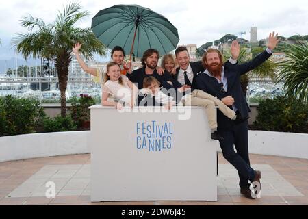 Regisseur Ruben Oestlund, Kristofer Hivju, Lisa Loven Kongsli, Clara Wettergren, Vincent Wettergren, Johannes Bah Kuhnke posiert im Palais des Festivals für die Fotoaufnahme des Films Turist im Rahmen der 67. Filmfestspiele von Cannes am 19. Mai 2014 in Cannes, Frankreich. Foto von Aurore Marechal/ABACAPRESS.COM Stockfoto