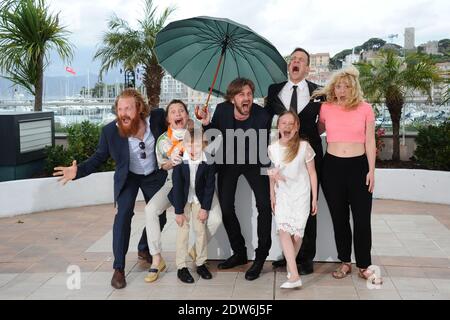 Regisseur Ruben Oestlund, Kristofer Hivju, Lisa Loven Kongsli, Clara Wettergren, Vincent Wettergren, Johannes Bah Kuhnke posiert im Palais des Festivals für die Fotoaufnahme des Films Turist im Rahmen der 67. Filmfestspiele von Cannes am 19. Mai 2014 in Cannes, Frankreich. Foto von Aurore Marechal/ABACAPRESS.COM Stockfoto