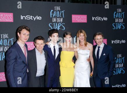 Ansel Elgort, Williem Dafoe, Nat Wolff, Shailiene Woodley Laura dern und Sam Trammel besuchen The Fault in our Stars Premiere am 2. Juni 2014 im Ziegfeld Theater in New York City, NY, USA. Foto von Donna ward/ABACAPRESS.COM Stockfoto