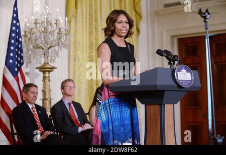 First Lady Michelle Obama kündigt die Mayors Challenge an, um die Obdachlosigkeit der Veteranen zu beenden, während einer Veranstaltung im East Room des Weißen Hauses am 4. Juni 2014 in Washington, DC, USA. Foto von Olivier Douliery/ABACAPRESS.COM Stockfoto