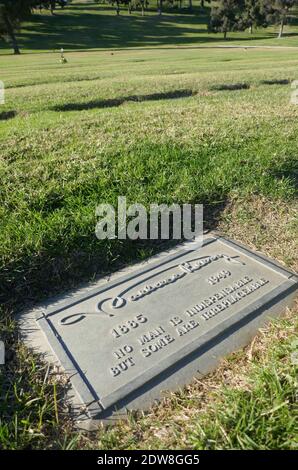 Glendale, Kalifornien, USA 21. Dezember 2020 EIN allgemeiner Blick auf die Atmosphäre des Grabes von Wallace Beery in der Sektion Vale of Memory im Forest Lawn Memorial Park am 21. Dezember 2020 in Glendale, Kalifornien, USA. Foto von Barry King/Alamy Stockfoto Stockfoto