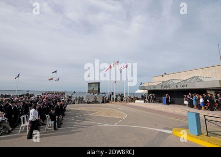 Herzog und Herzogin von Cambridge nehmen an der Gedenkfeier zum 70. Jahrestag des D-Day am 6. Juni 2014 in Arromanches, Normandie, Frankreich, Teil. Foto von Abd Rabbo-Bernard-Gouhier-Mousse/ABACAPRESS.COM Stockfoto